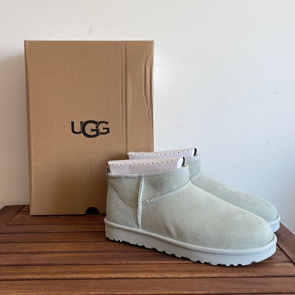 UGG Classic Ultra Mini Booties Goose USA Women Size 10/UK 8/EU 41